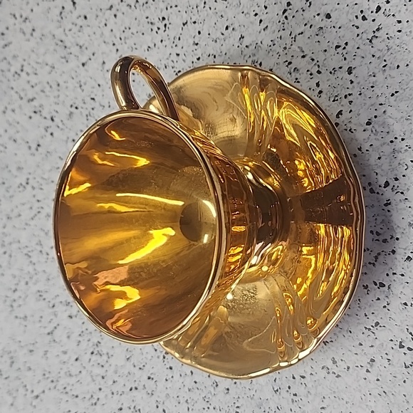 Vintage Royal Winton Grimwades English Bone China Gold Plated Cup & Saucer - Picture 3 of 7